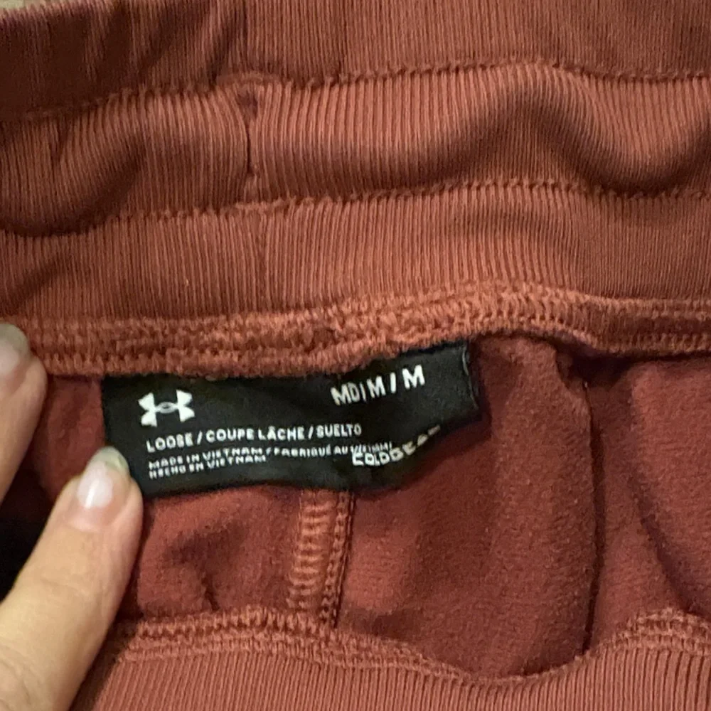 Under Armour Maroon Jogger Pants - Picture 3 of 3